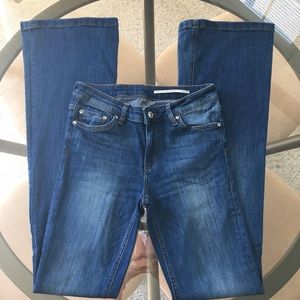 EUC Zara Flare Leg Medium Wash Denim Jeans Sz 4